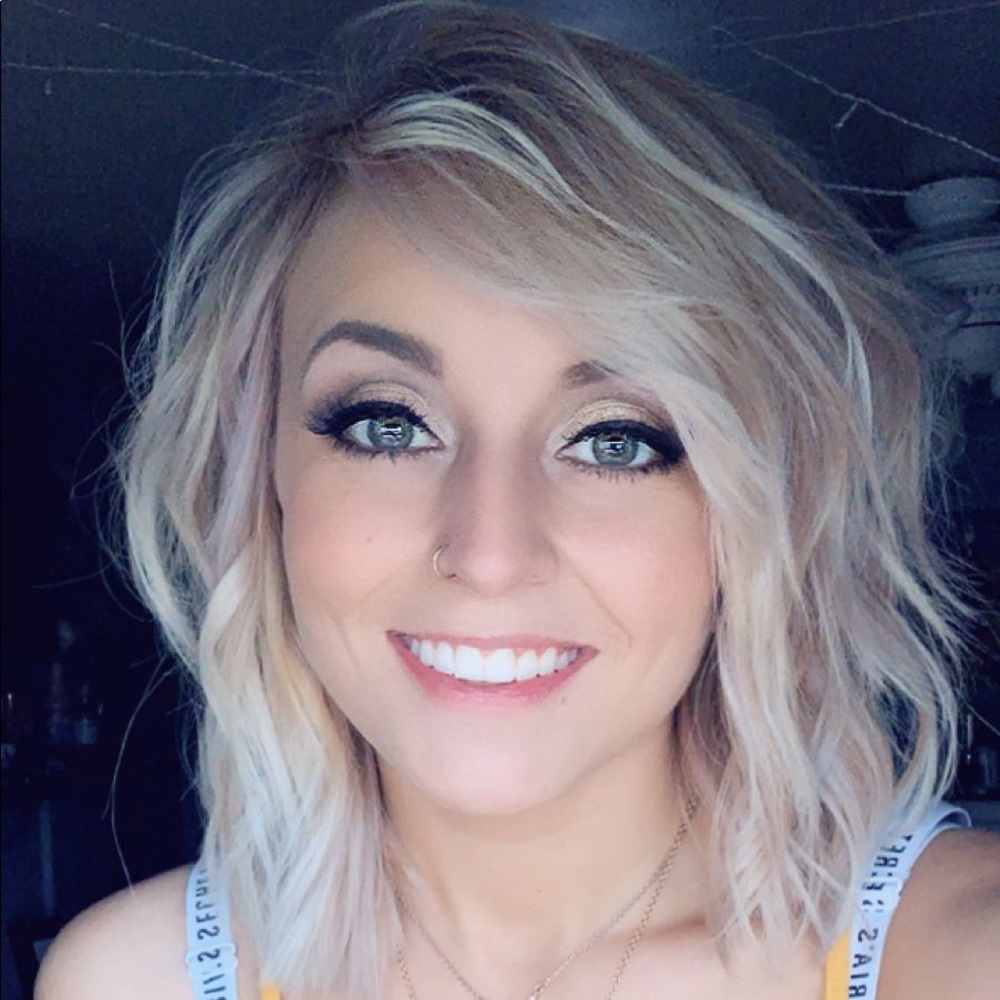 Meet your Posher, Taylor